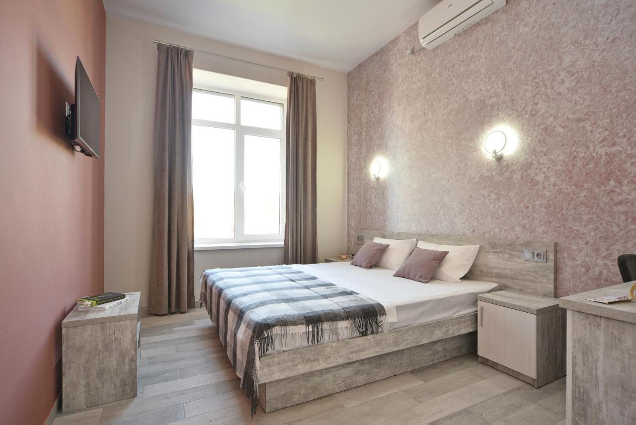 Play Hotel By Ribas Kherson Exterior photo